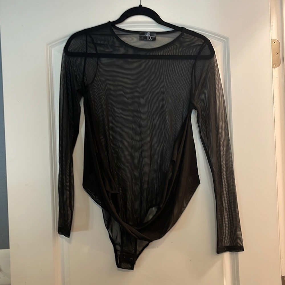 Lux La medium black Long sleeve sheer wrap around the stomach bodysuit new